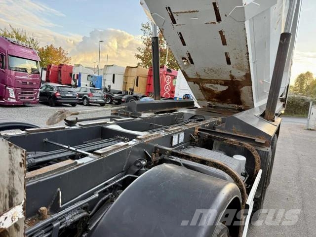 Mercedes-Benz Actros 4144 /8x4/Retarder/Muldenkipper/Eu5/273tkm Kiperi kamioni