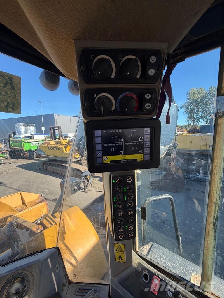 CAT 966M - 24T - Wheel Loader - CE - Rear Camera - Air Wielladers