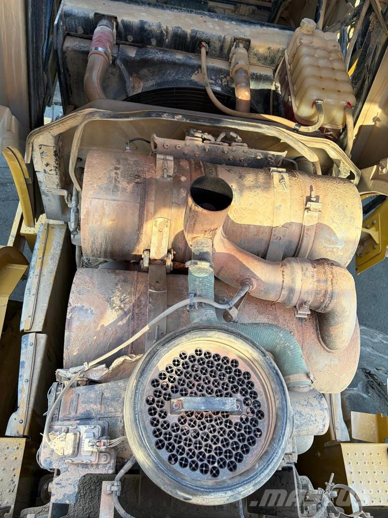 CAT 966M - 24T - Wheel Loader - CE - Rear Camera - Air Wielladers