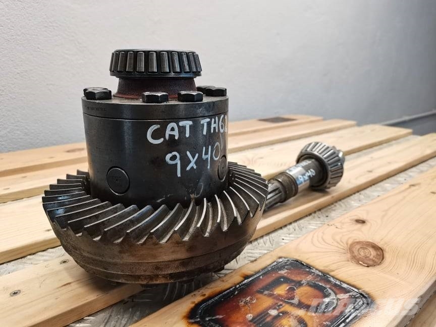 CAT TH 82 {attack 9X40 Clark-Hurth} Μετάδοση κίνησης