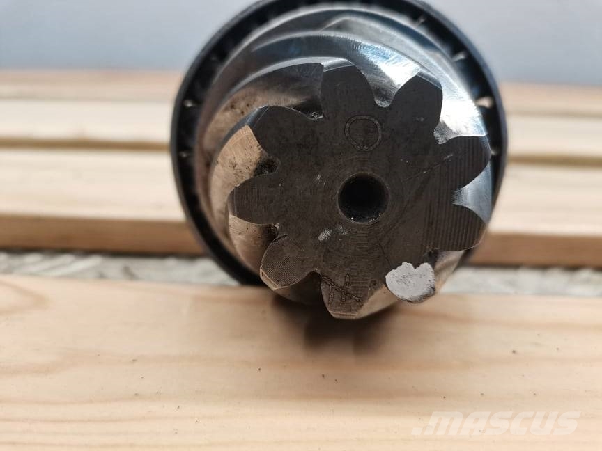 CAT TH 82 {attack 9X40 Clark-Hurth} Μετάδοση κίνησης