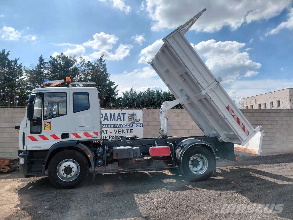 Iveco Eurocargo 150 E28 Savivarčių priekabų vilkikai