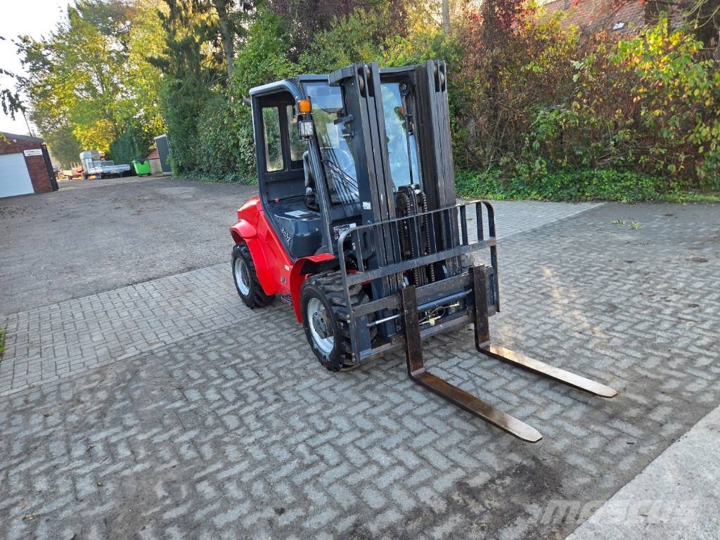 Maximal M25 4x4 Dieselové vozíky