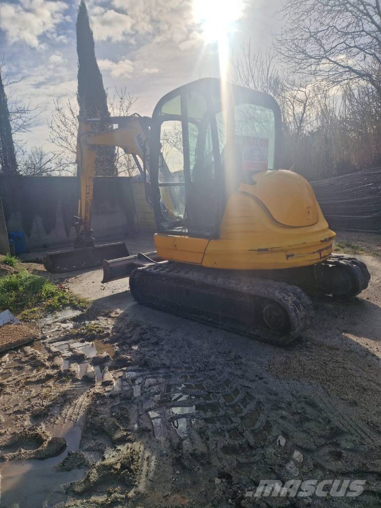 JCB 8065 حفارات وسط 7 طن - 12 طن