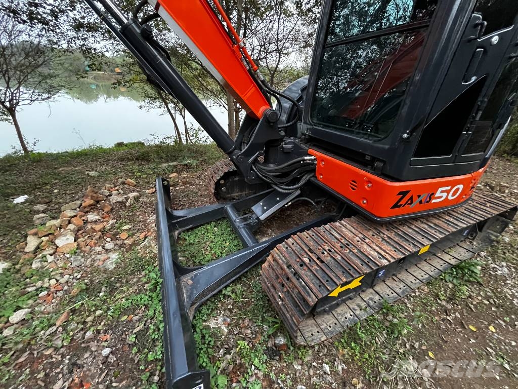 Hitachi ZX 50 小型挖掘机