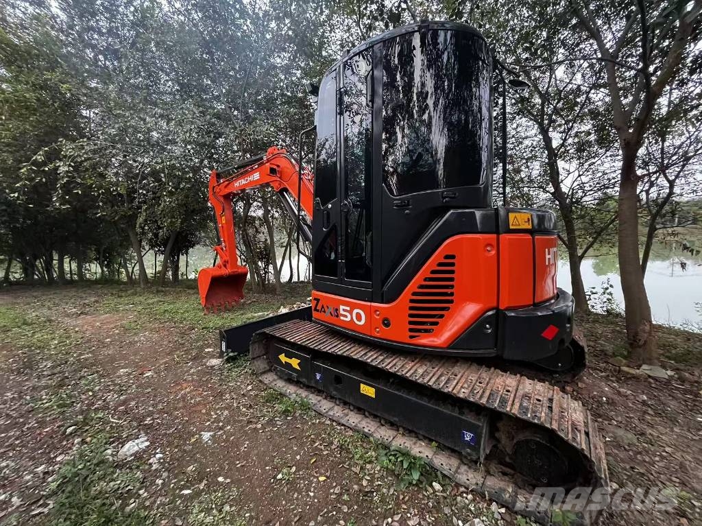 Hitachi ZX 50 小型挖掘机