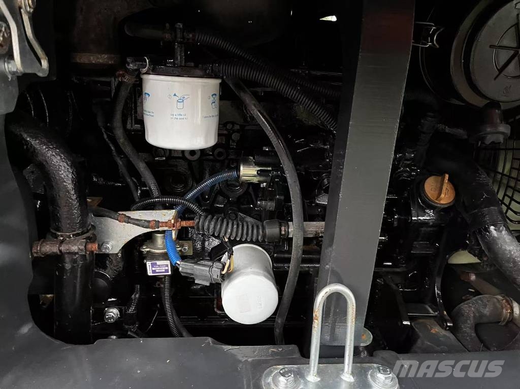 Hitachi ZX 50 小型挖掘机