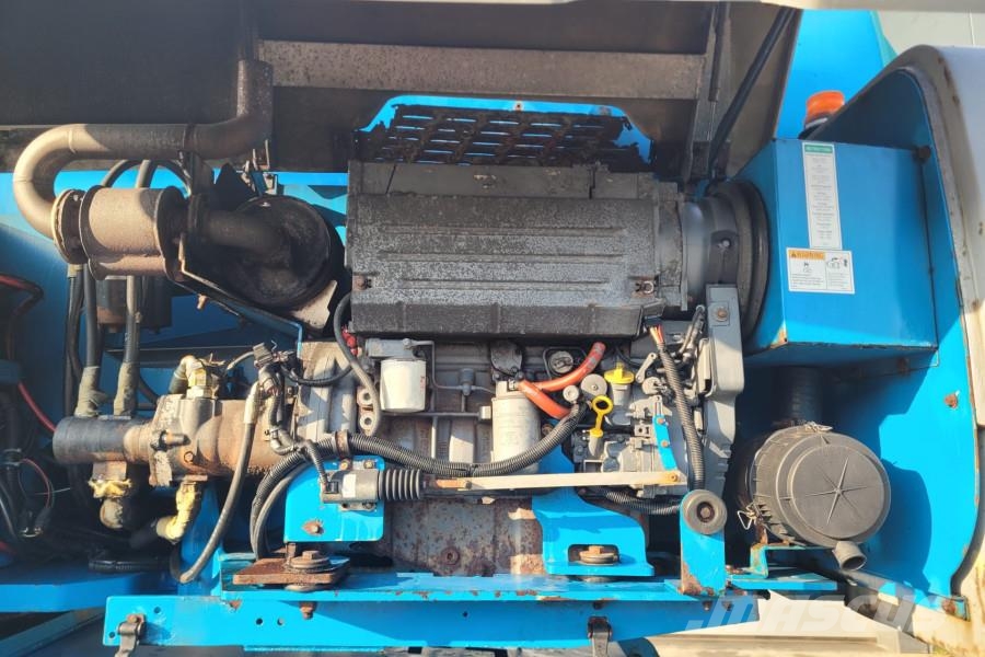 Genie S125 As-Is, Diesel, 4x4x4 Drive, 40.1m Working Hei 견인식 전동이동 리프트