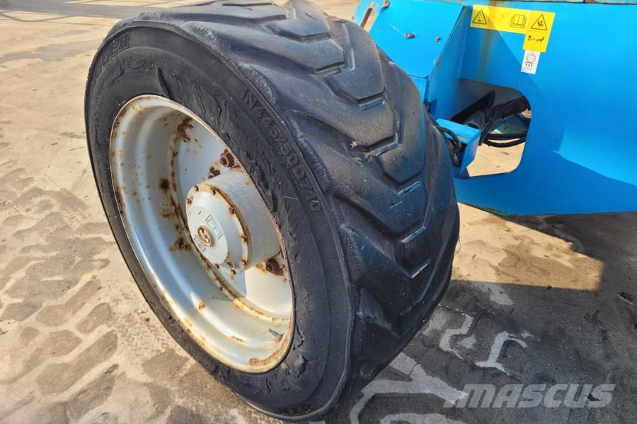 Genie S125 As-Is, Diesel, 4x4x4 Drive, 40.1m Working Hei 견인식 전동이동 리프트