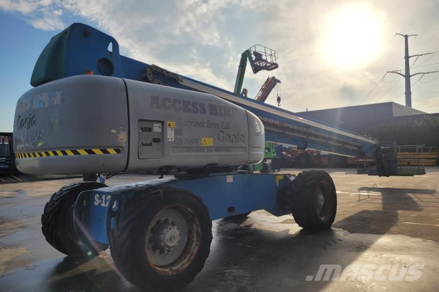 Genie S125 As-Is, Diesel, 4x4x4 Drive, 40.1m Working Hei 견인식 전동이동 리프트