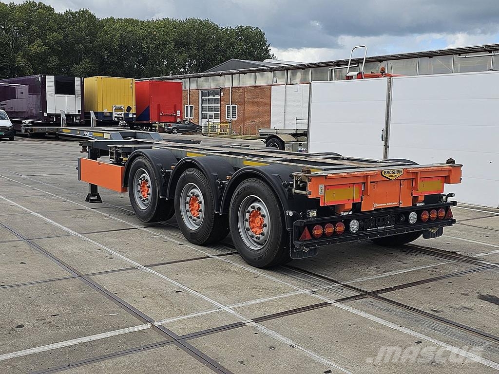 Broshuis MULTI telescopeerbaar Containerauflieger