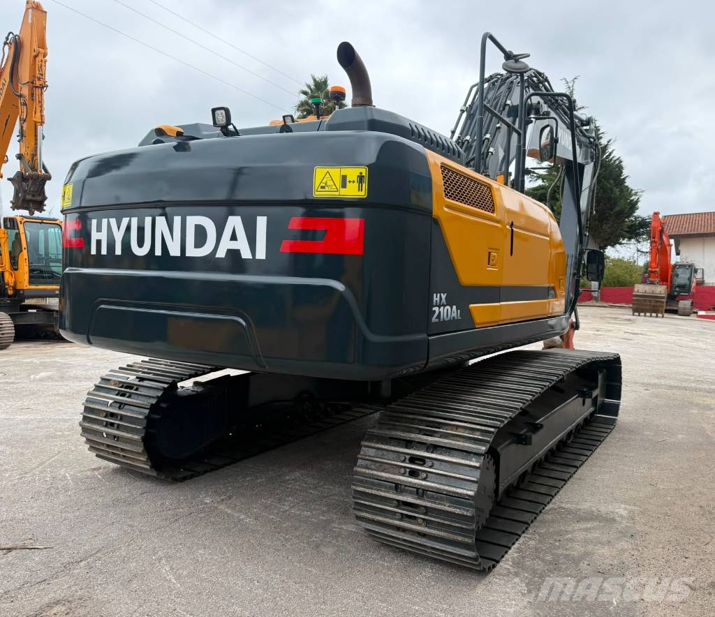 Hyundai HX 210 AL ( 220 ) Rupsgraafmachines