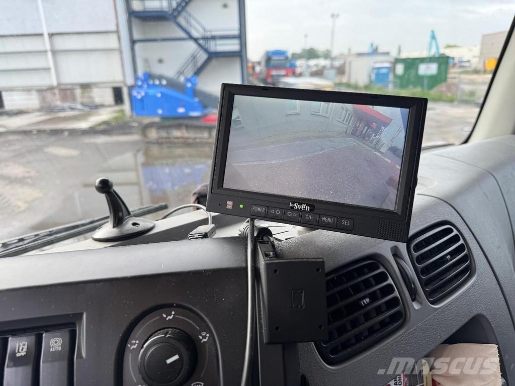 Renault D16 4X2 EURO 6 (ENGINE SMOKES) + DHOLLANDIA LIFT 2 Sanduk kamioni