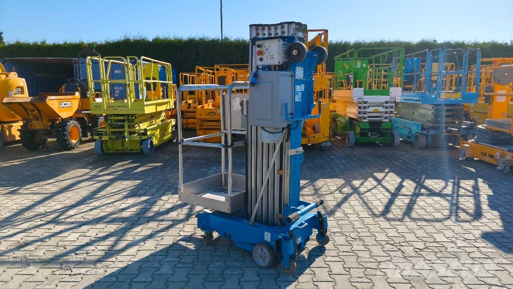 Genie AWP 30 S Vertical mast lifts