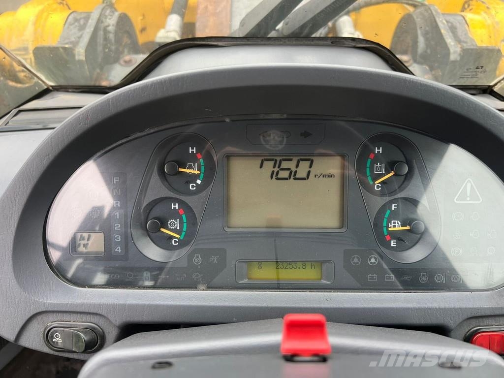 Komatsu WA 500-6 Incarcator pe pneuri