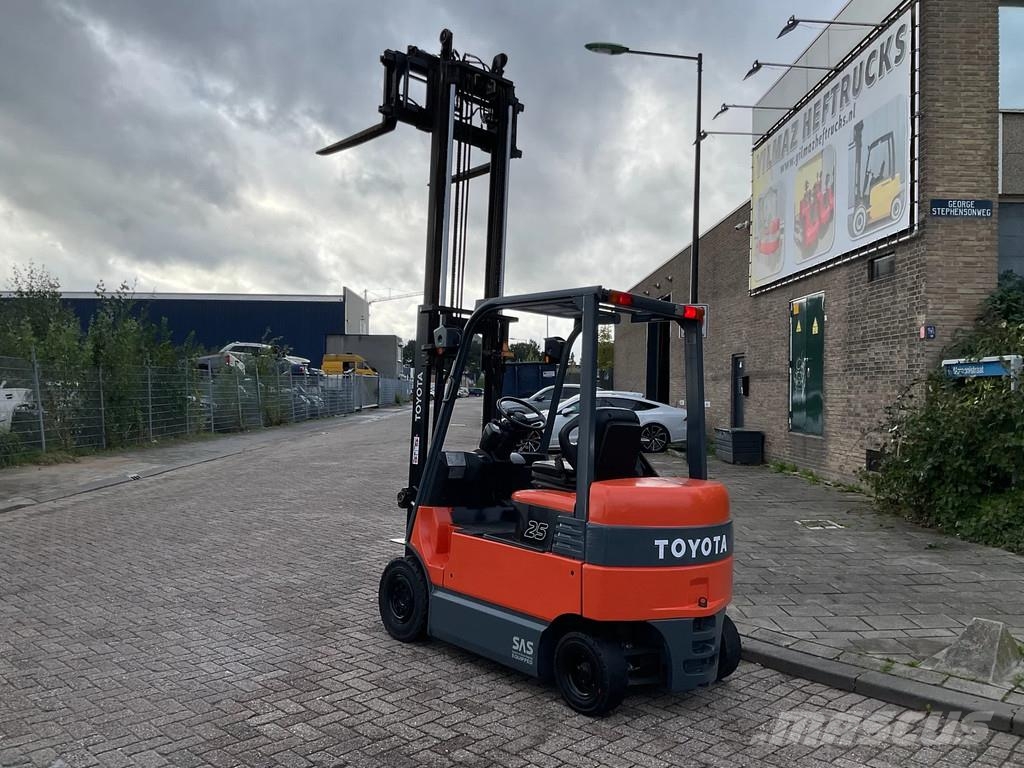 Toyota 7FBMF25 2500KG 3.50METER HEFTRUCK Electric forklifts