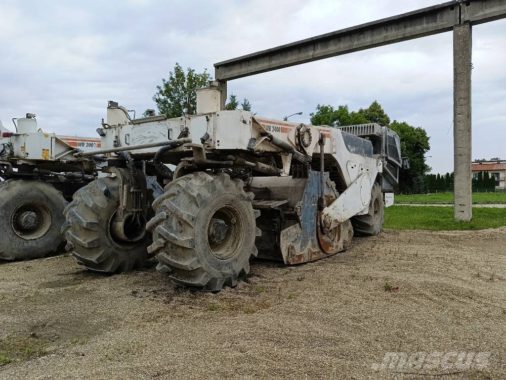 Wirtgen WR 2400 Asphalt recyclers