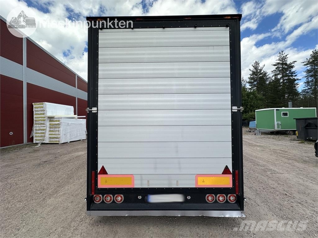 Iveco 80 E Tector A Camiones de caja de lona