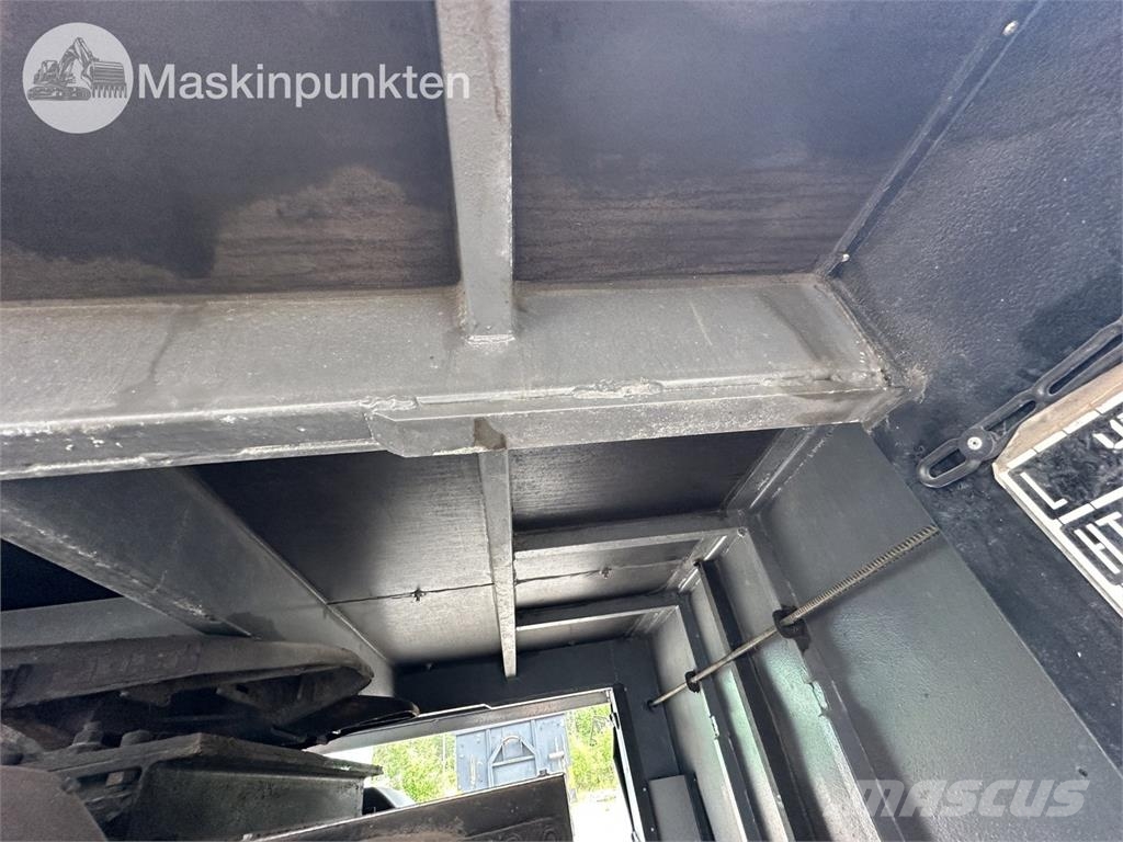 Iveco 80 E Tector A Camiones de caja de lona