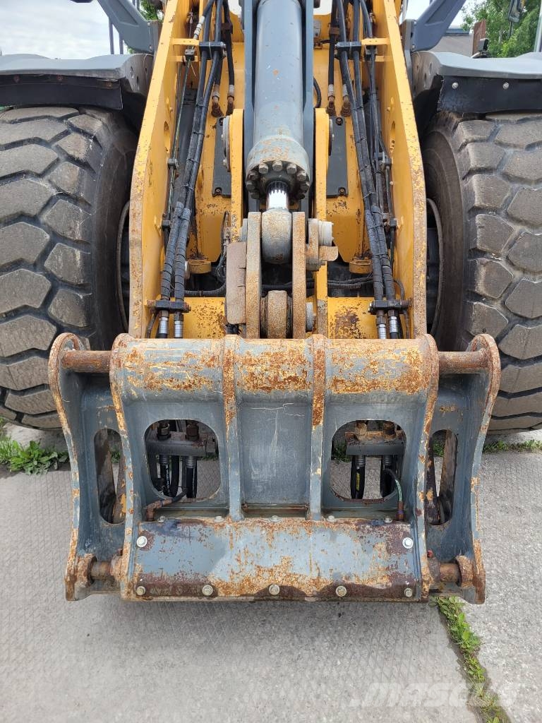 Liebherr L556 XPower IND (2 hüdraulikaliini) Rataslaadurid