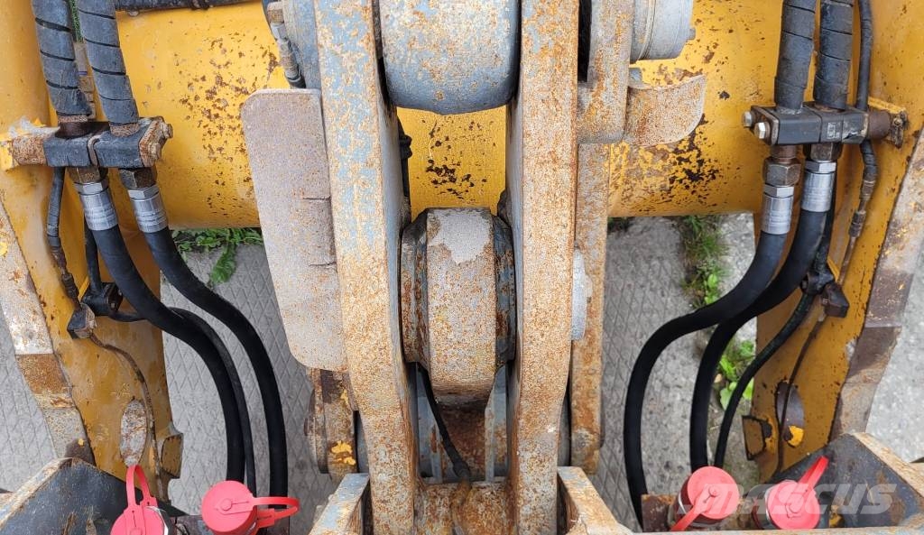Liebherr L556 XPower IND (2 hüdraulikaliini) Rataslaadurid