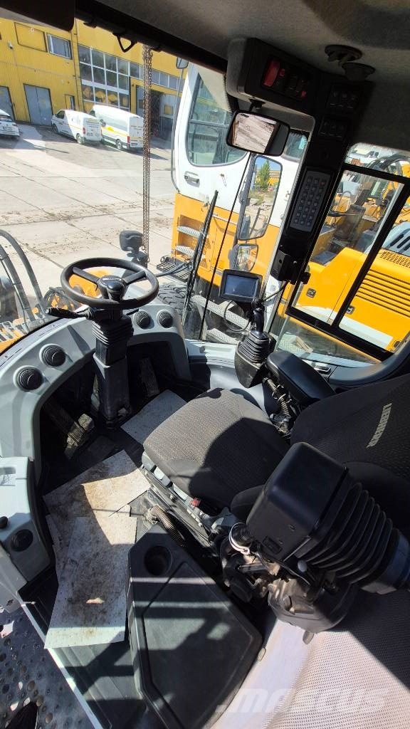 Liebherr L556 XPower IND (2 hüdraulikaliini) Rataslaadurid