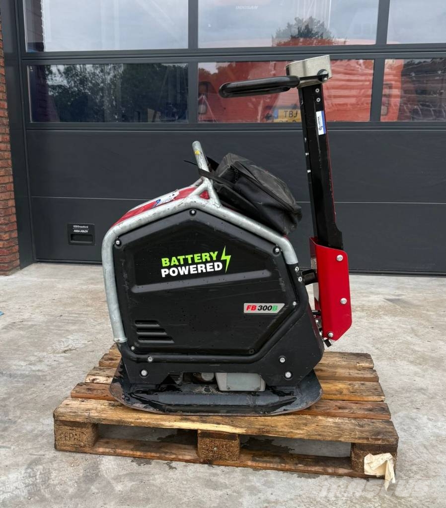 Swepac FB300B Trilmachines