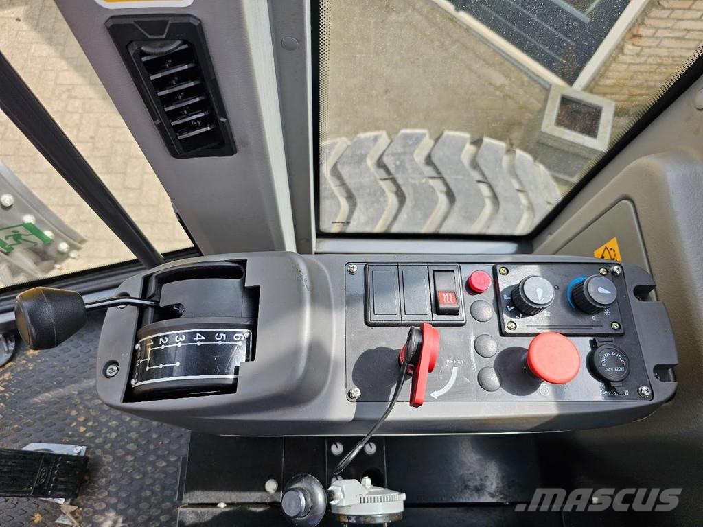 XCMG GR165 معدات تمهيد الطرق