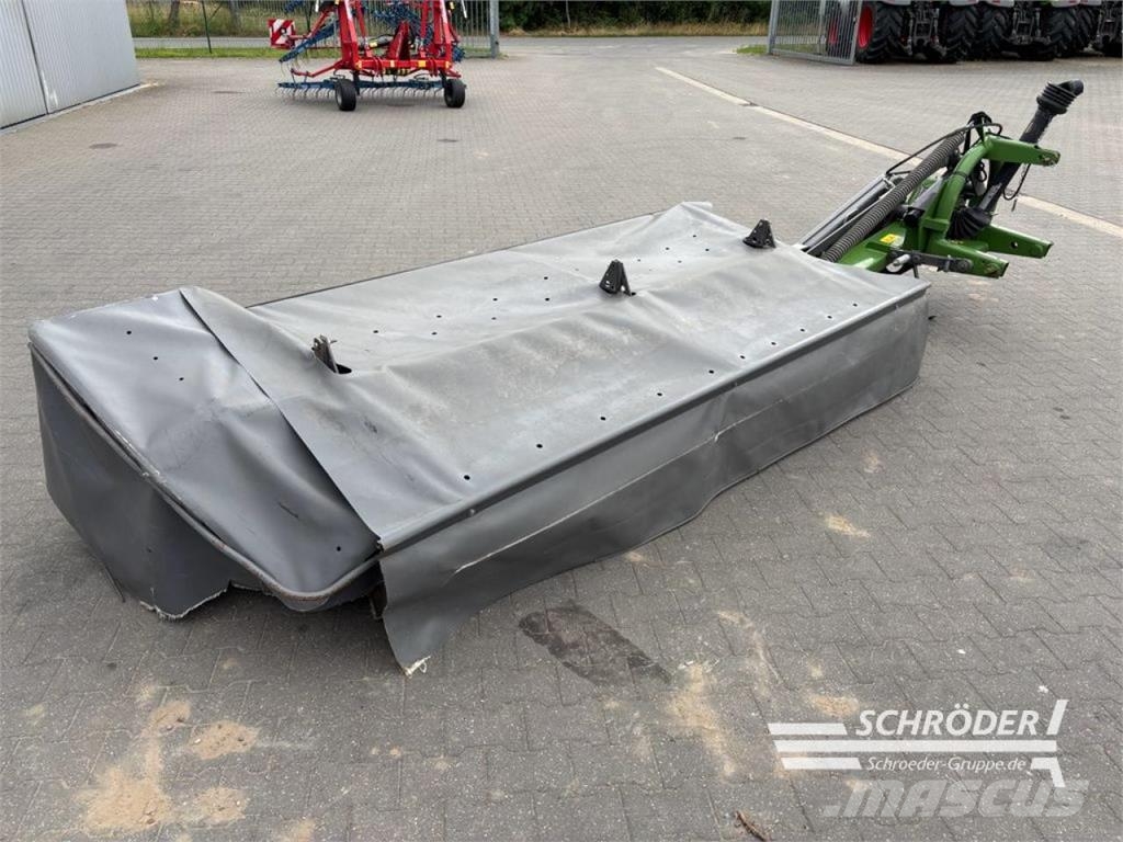 Fendt SLICER 320 P Žacie stroje