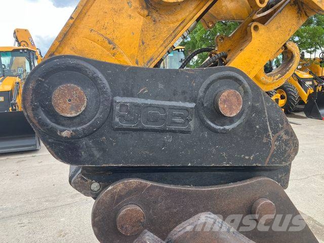 JCB 220 X Lánctalpas kotrók