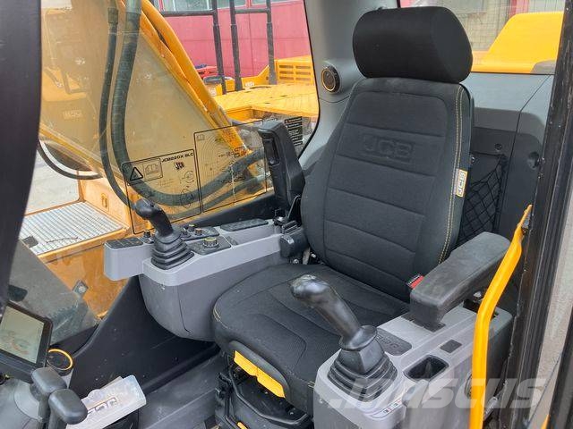 JCB 220 X Lánctalpas kotrók