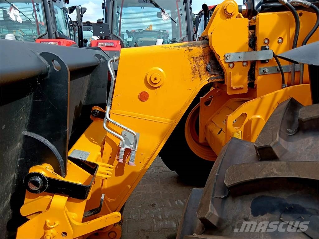 JCB 535-95 Verreikers