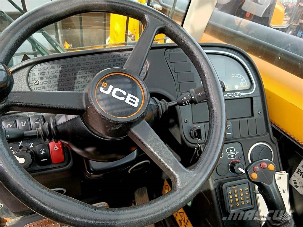 JCB 535-95 Verreikers