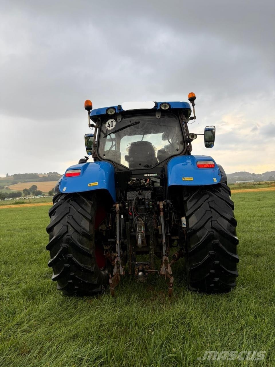 New Holland T 7.220 AC Auto Command Traktorid