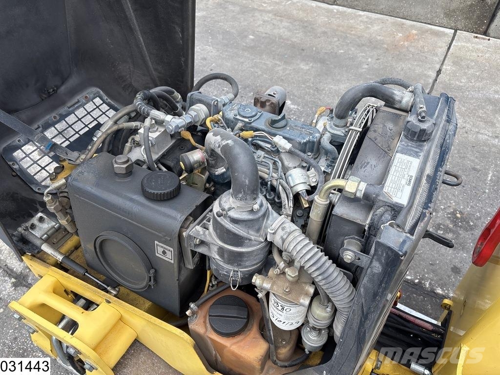 Bomag BW 100ADM-5 2252h, 15.1KW Kiti volai