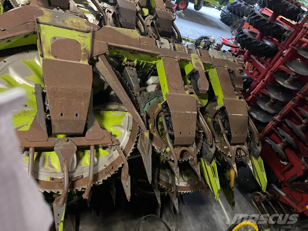CLAAS Orbis 900 Príslušenstvo strojov na seno a krmivo