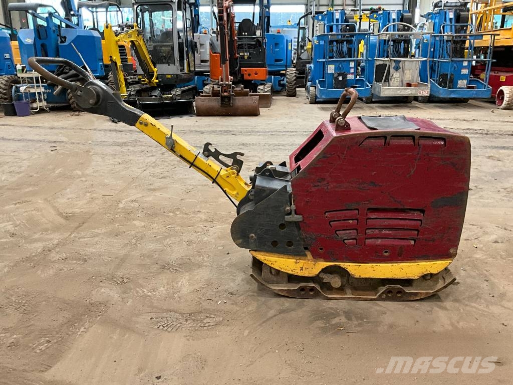 Bomag BPR 45/55 D دكاكات أفقية
