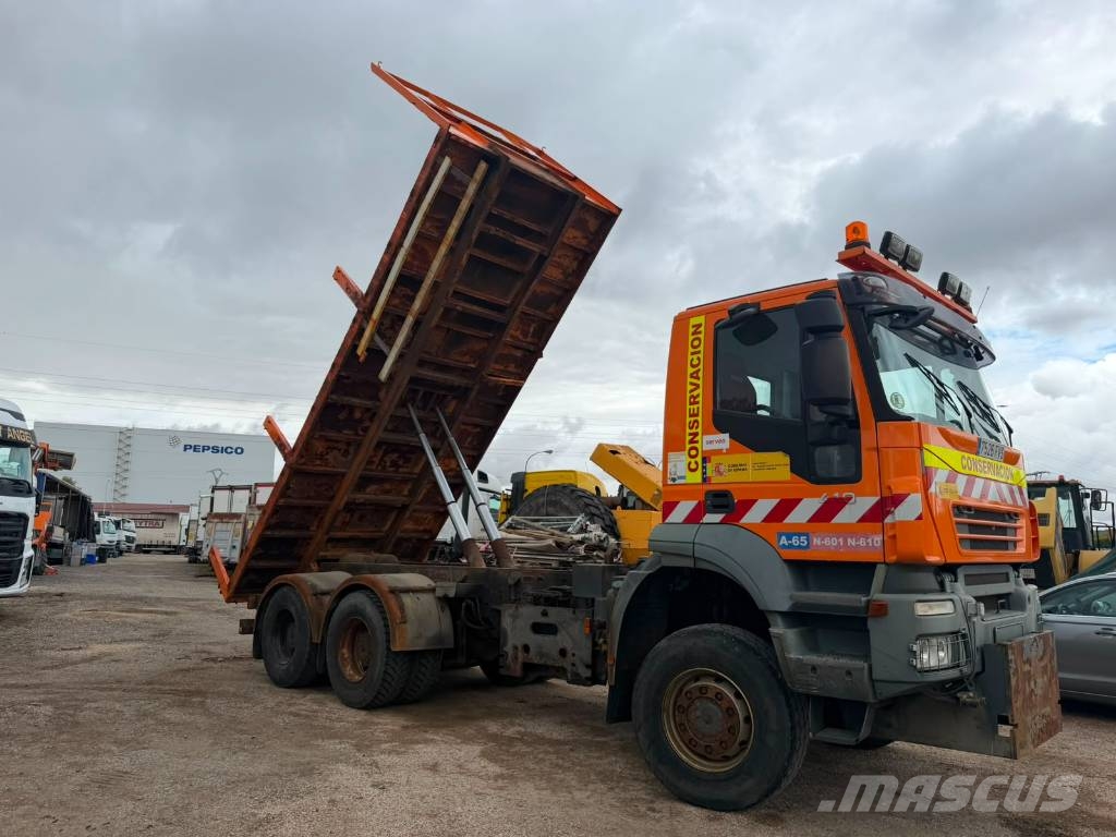 Iveco AD260T33W Caminhões basculantes