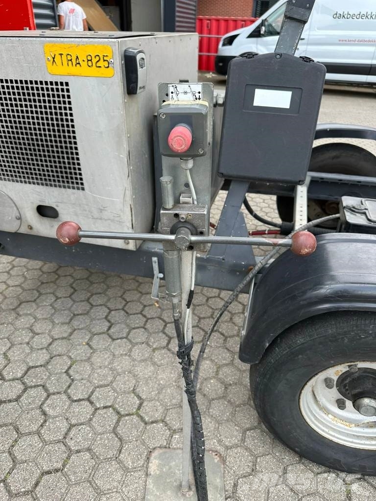 Böcker 34/1-8LH Construction hoists