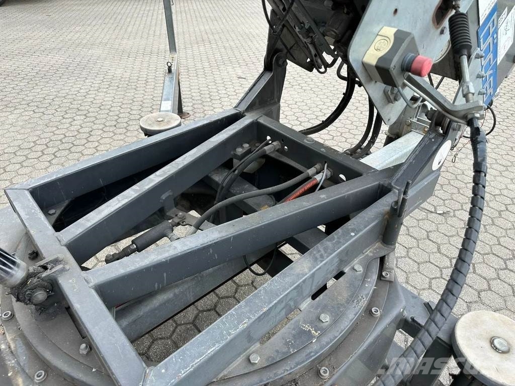 Böcker 34/1-8LH Construction hoists