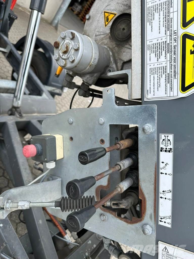 Böcker 34/1-8LH Construction hoists