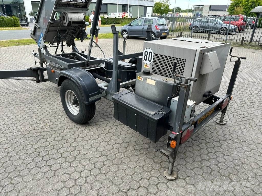 Böcker 34/1-8LH Construction hoists