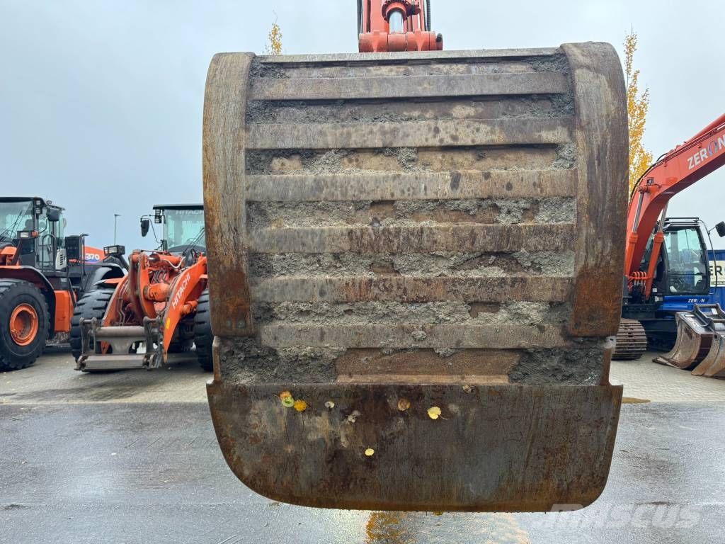 Gjerstad 2000l دلاء