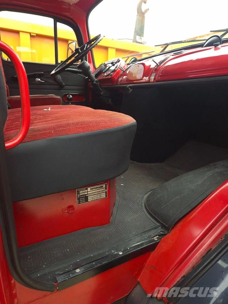 Mercedes-Benz 911 Otros camiones