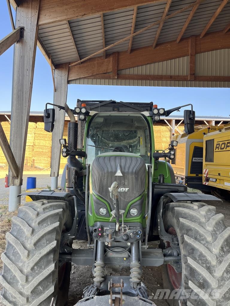 Fendt 720 GEN6 POWER S2 + CHARGEUR QUICK Q78 2013 Traktorit