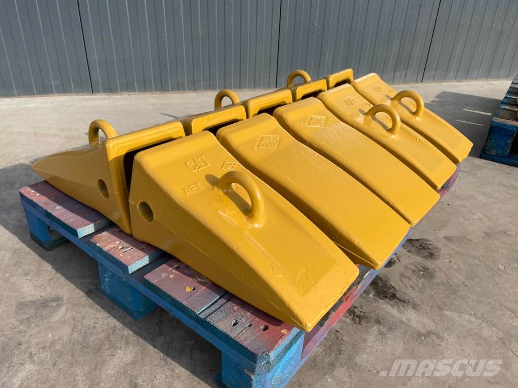 CAT 365 / 374 / 385 / 390 Tips دلاء