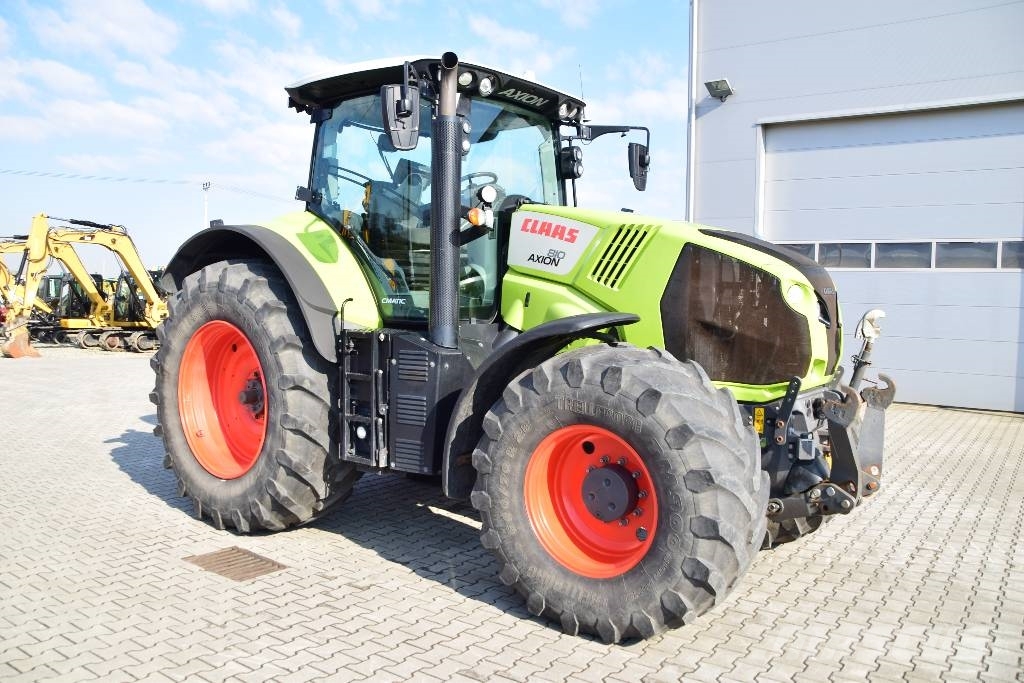CLAAS 810 Axion CMATIC Tractores
