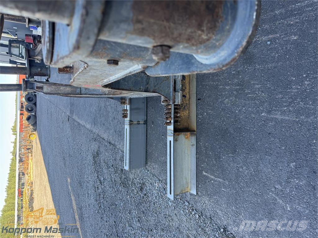 John Deere 1510G Used/Beg مكونات أخرى