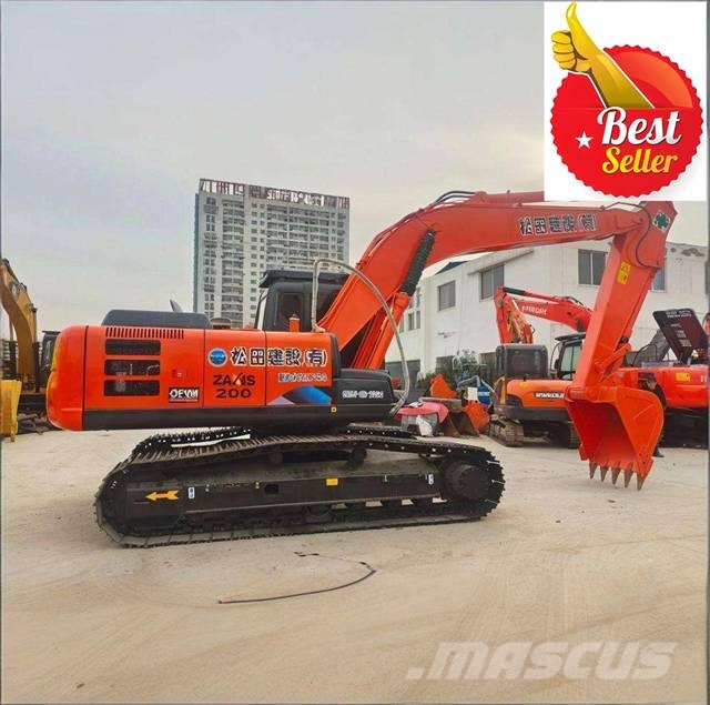 Hitachi ZX 200 Гусеничні екскаватори