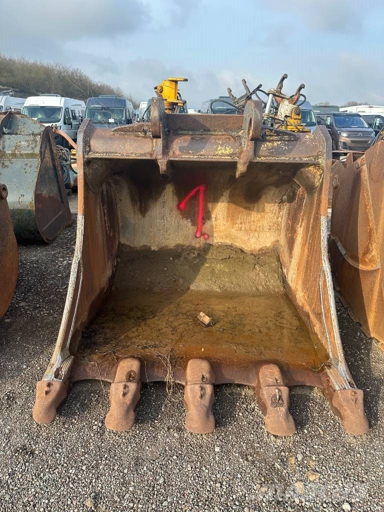 Tieflöffel mit Zähnen CW45 S | BKL: 40 - 50 t | ca Excavator